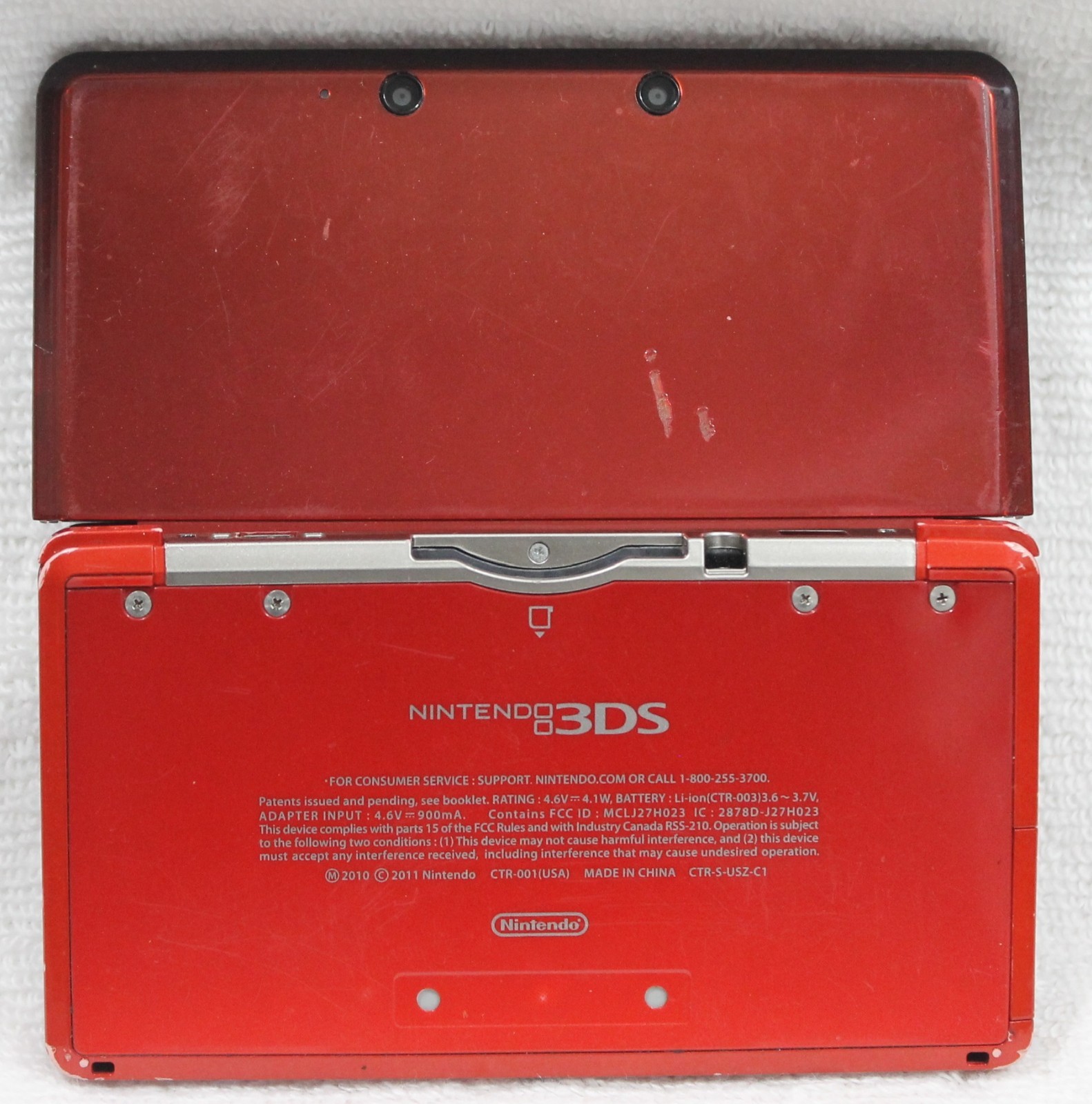 Nintendo 3DS Handheld System – Flame Red – CTR-001 w/stylus no charger
