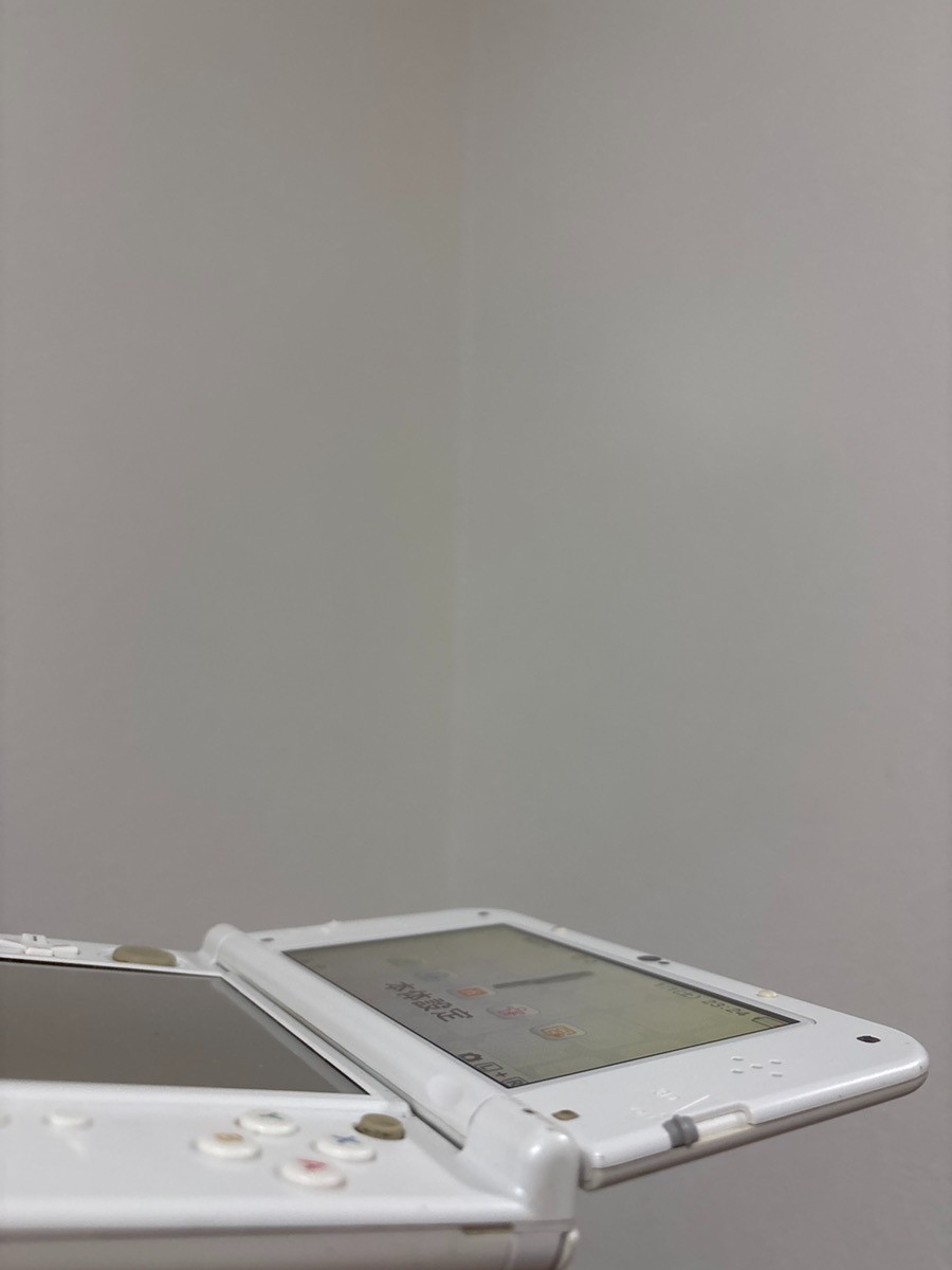 New 3DS LL XL Pearl White Japan Nintendo Console region Japanese B966