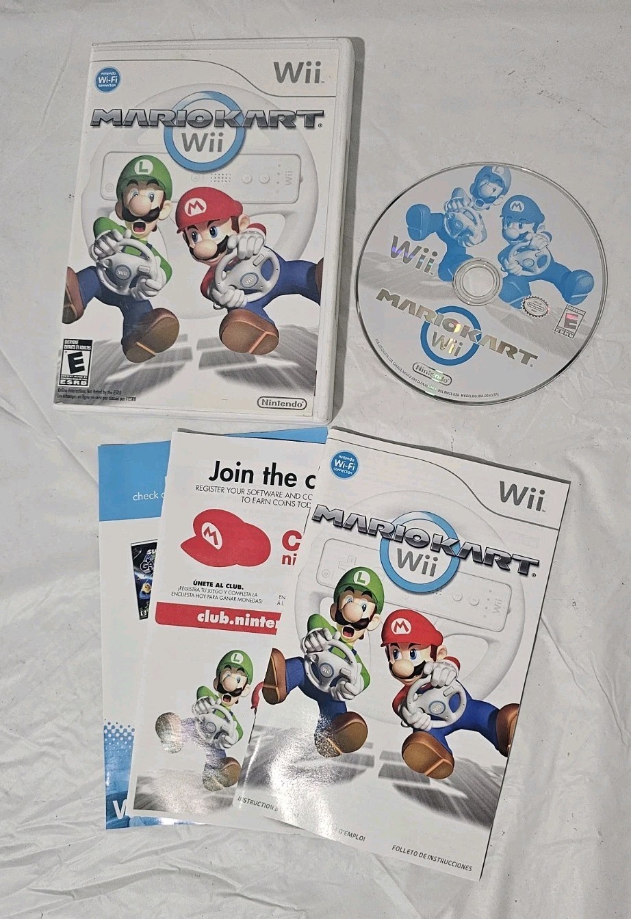 CIB Nintendo Mario Kart Wii Nintendo Wii NTSC-U/C E 2008 Multiplayer Manual