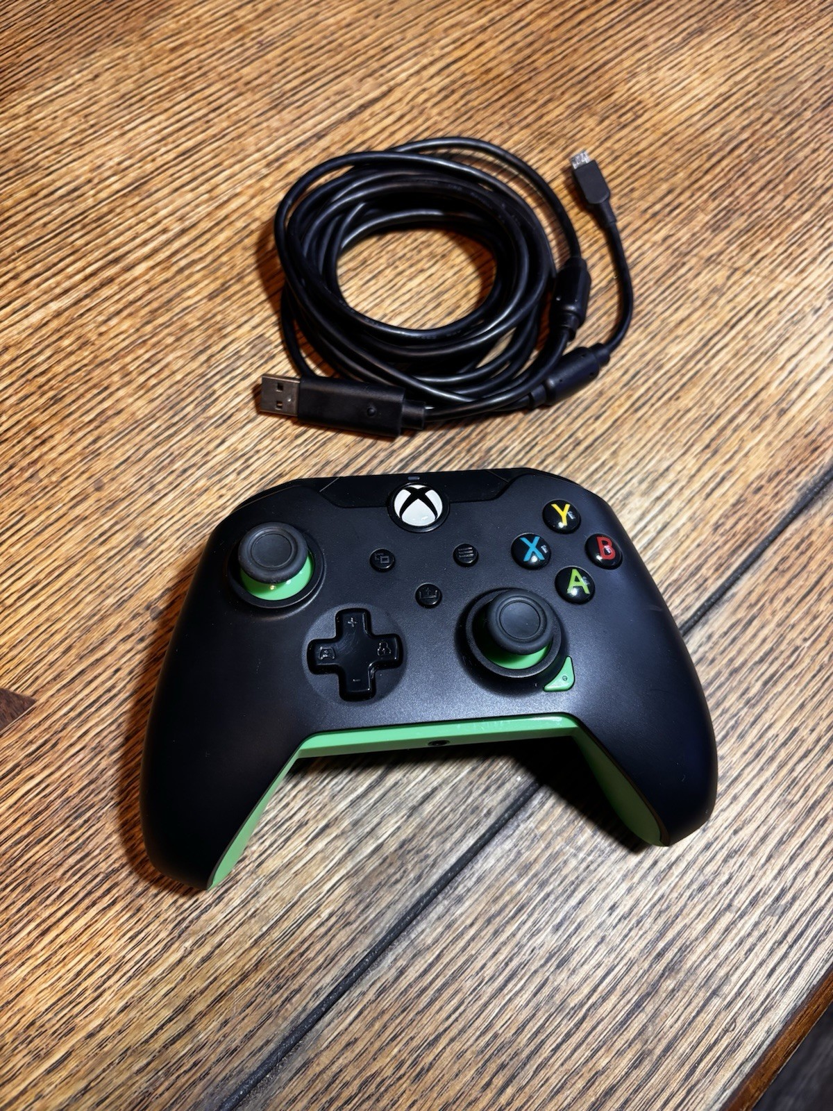 PDP Wired Gaming Controller Xbox Series X|s/Xbox One