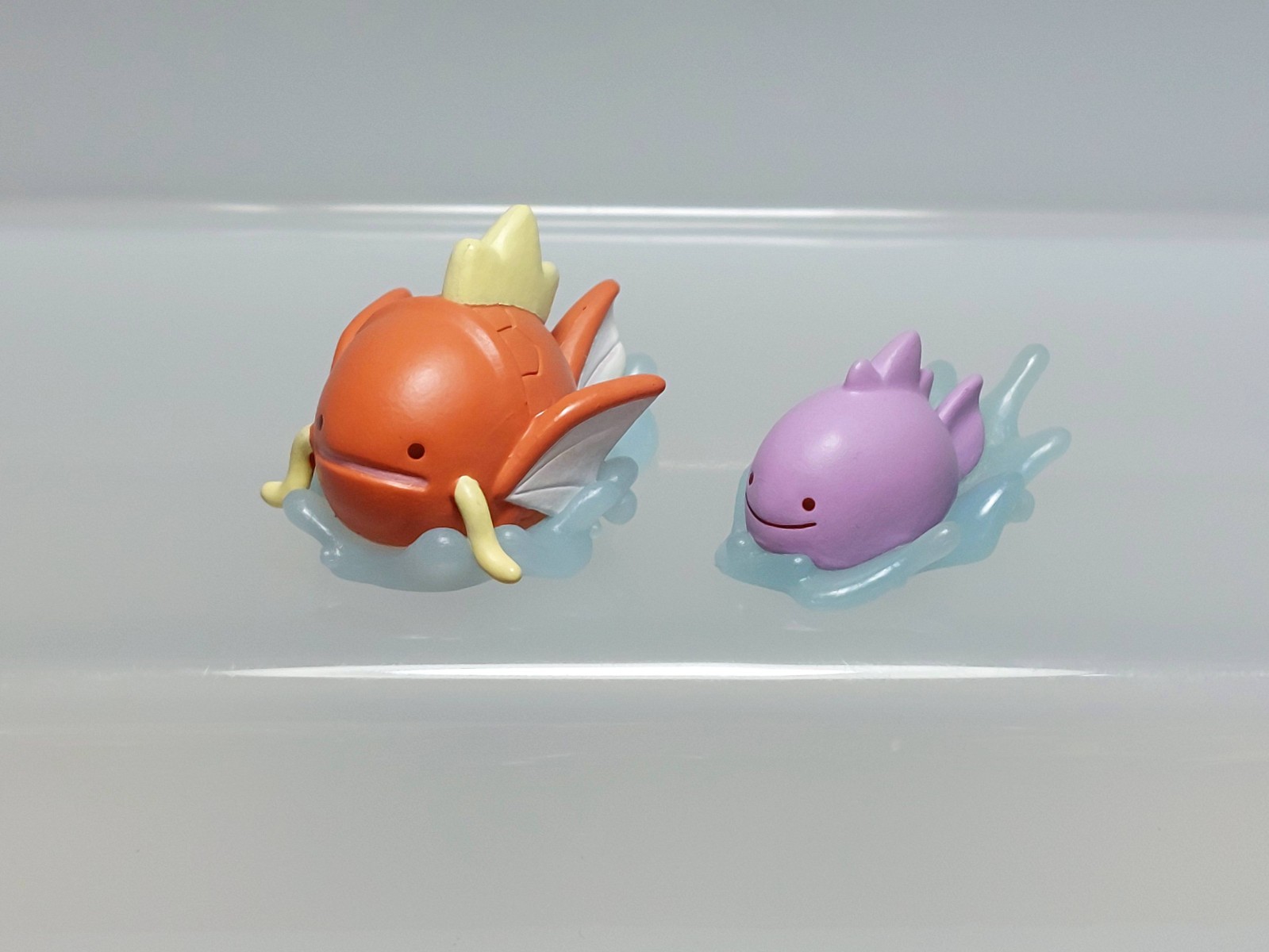 Pokemon Center 2017 Figure Henshin! Metamon Magikarp Koiking C03 0.6-0.8in