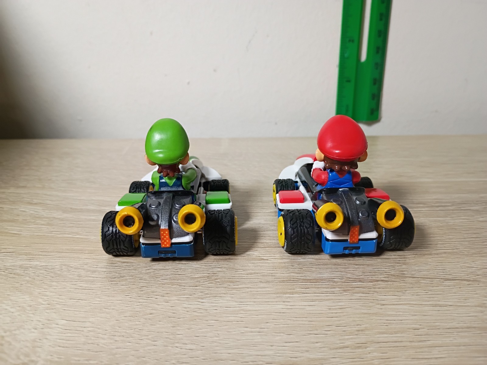 4-PK SUPER MARIO KART Carrera Pull-Back Racers 3″ Lot Yoshi Luigi Mario Jakks