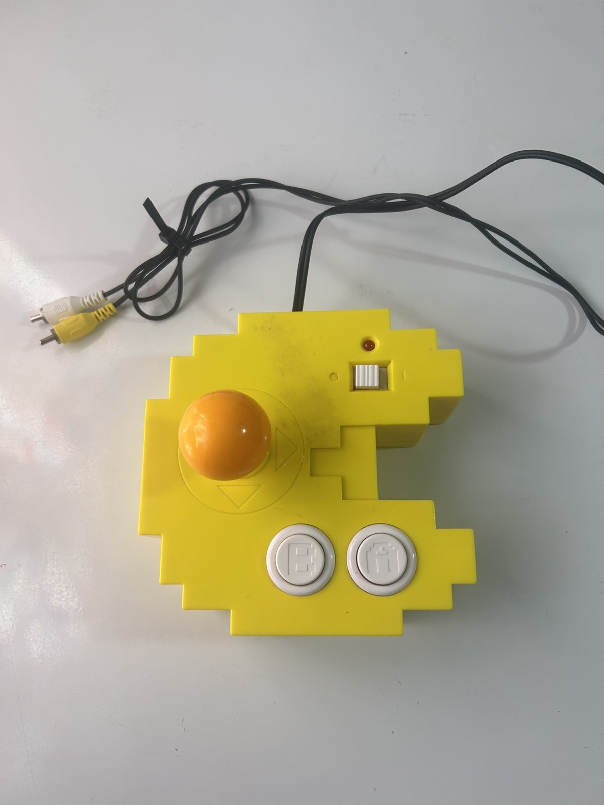 NAMCO Bandai PAC-MAN TV Plug N Play 12-in-1 Video Game Joystick Controller
