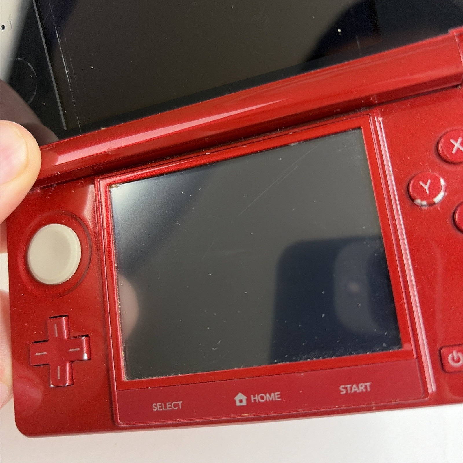 Nintendo 3DS System – Red Region USA, Charger US Model