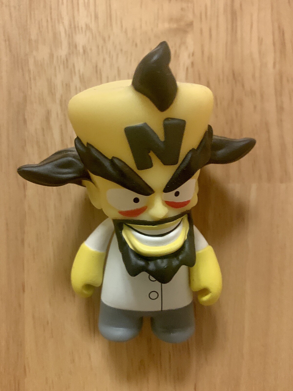 kidrobot CRASH BANDICOOT Vinyl Mini Figure Dr. Neo Cortex NEW OPENED