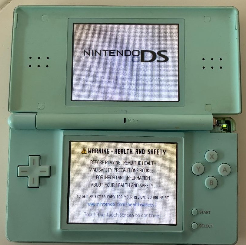 Nintendo DS Lite Handheld Console Turquoise BLUE WORKS – TESTED – HINGE DAMAGE