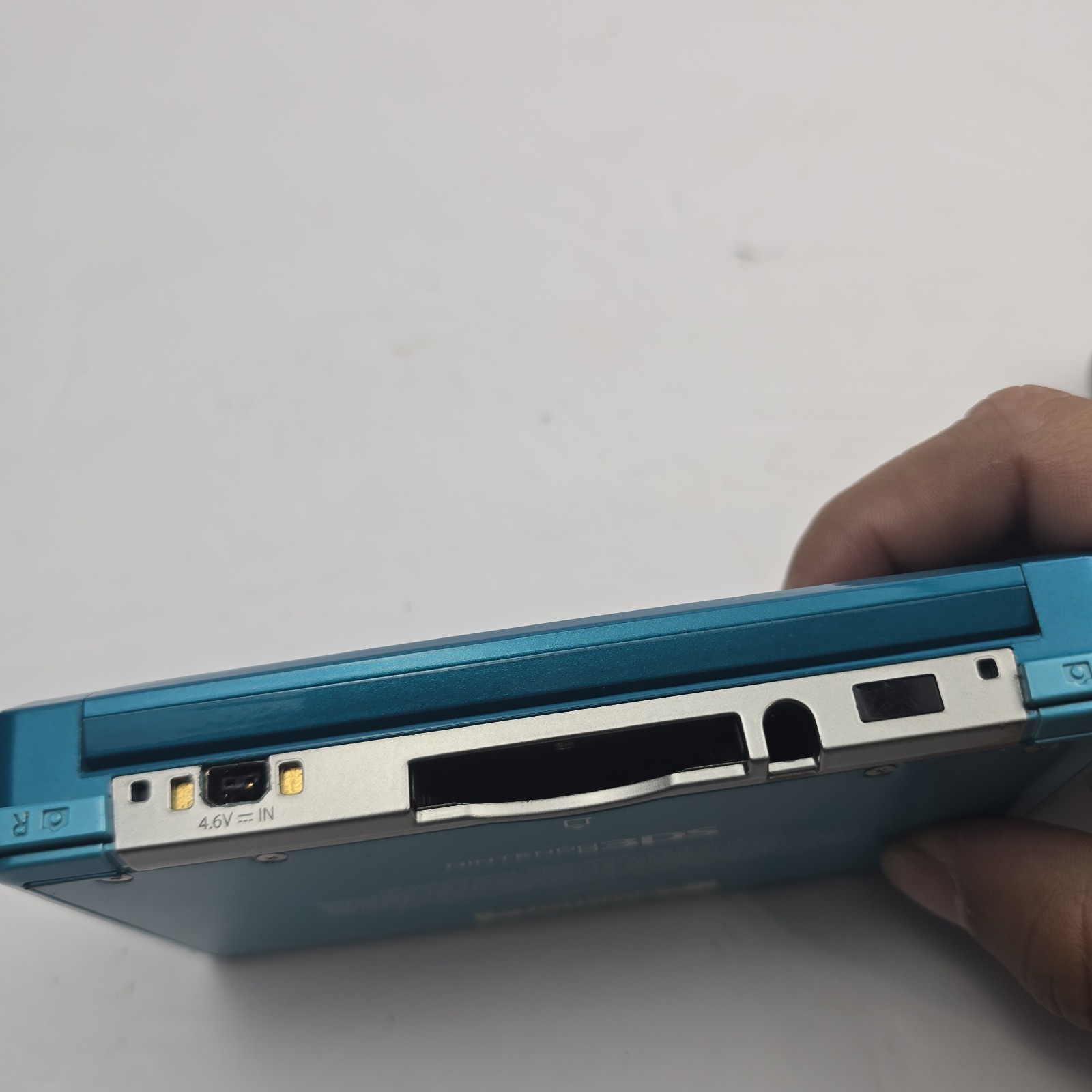 Nintendo 3DS Handheld System Aqua Blue Tested Working Charger No Stylus