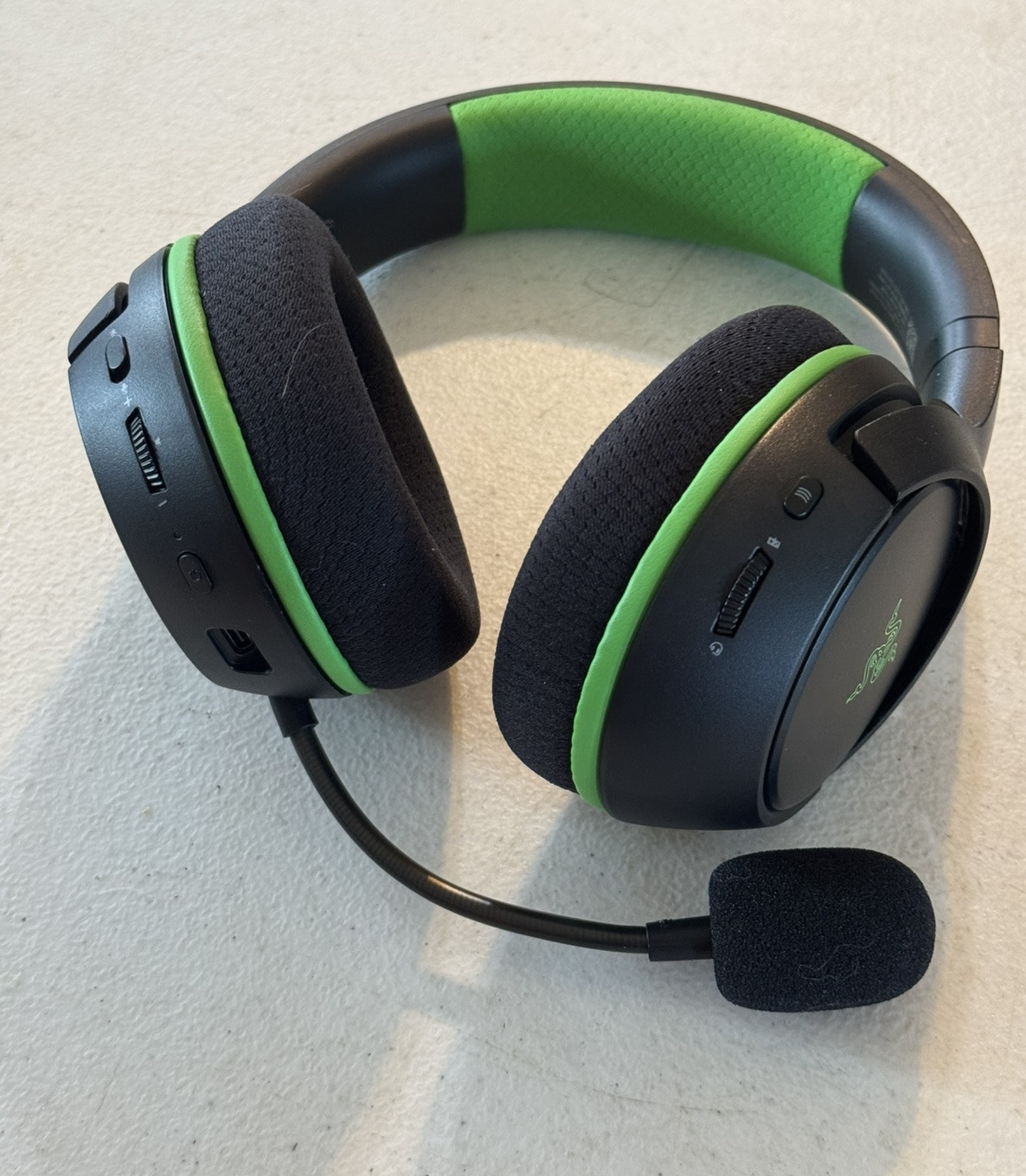 Razer Kaira Wireless Gaming Headset Xbox Series X|S Xbox One – OPEN BOX NEW