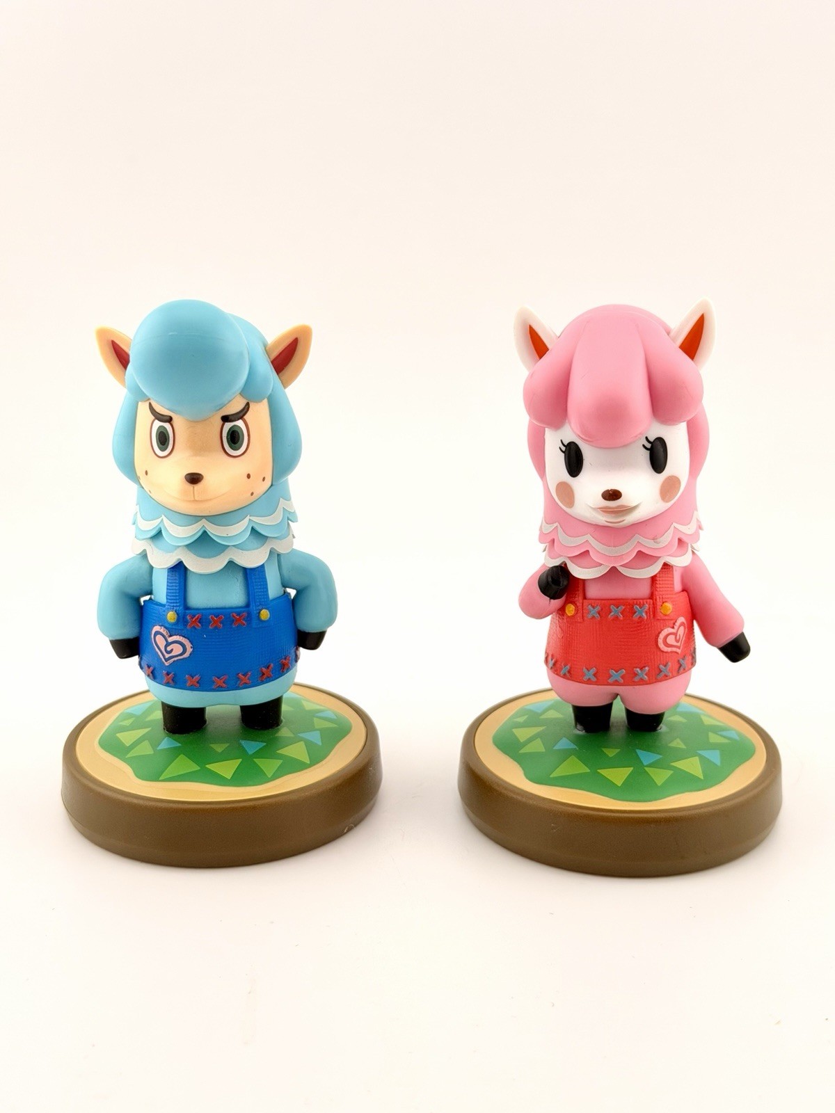 NINTENDO AMIIBO / ANIMAL CROSSING / CELESTE / RESETTI / REESE / CYRUS -LOT OF 4