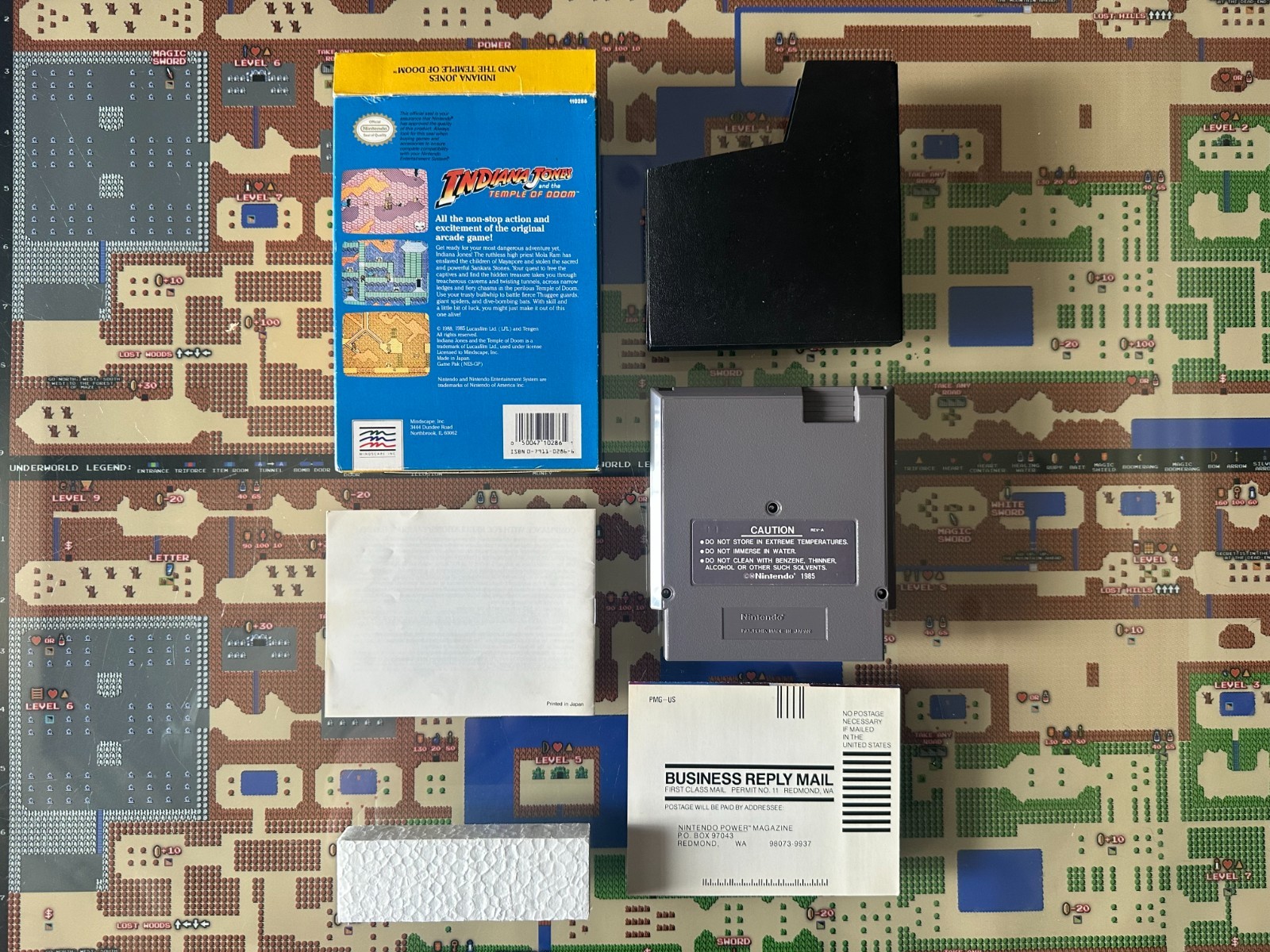 NES Nintendo Indiana Jones and the Temple of Doom Oval Seal CIB Complete in Box