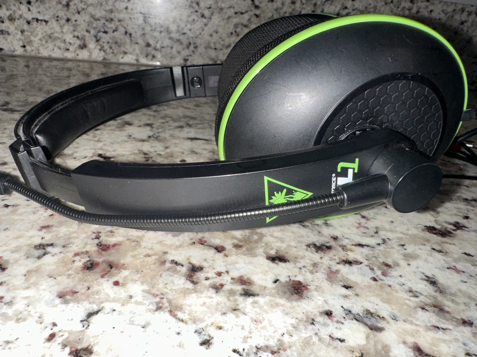 Turtle Beach Ear Force XL1 Black/Green Headband Headsets for Multi-Platform