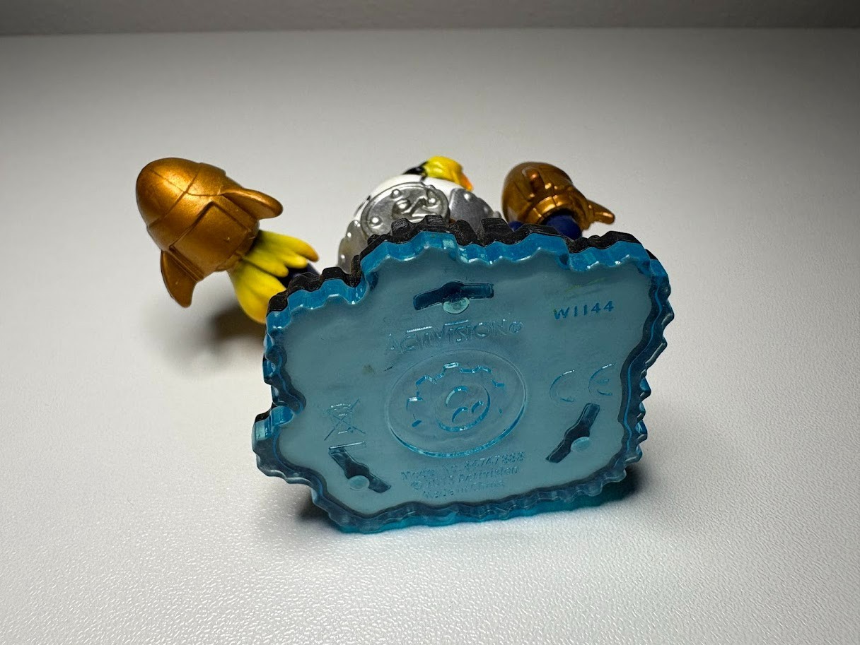 Skylanders Swap Force Kickoff Countdown Soccer Ball Figure Multi-Platform
