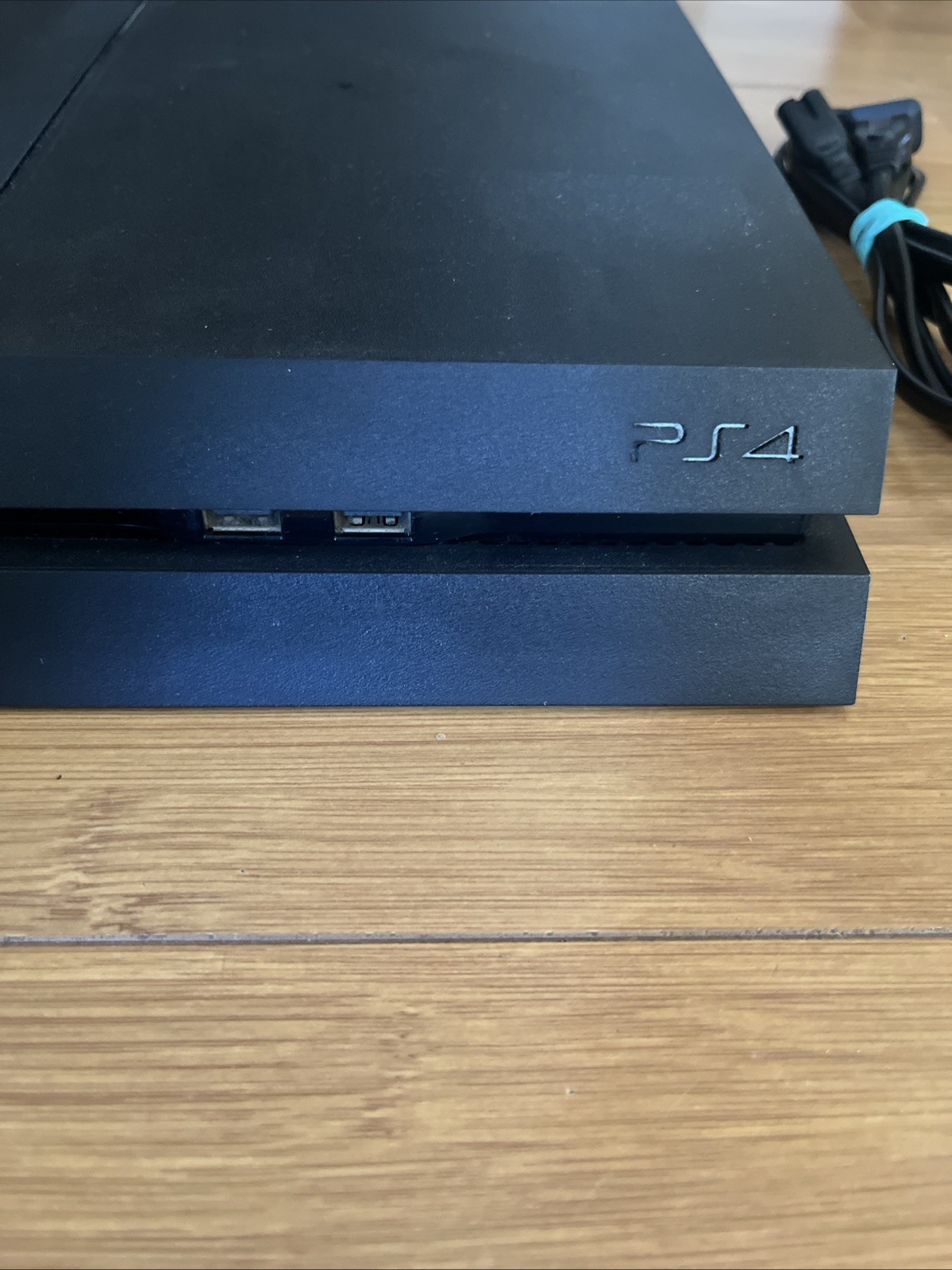 Sony PlayStation 4 CUH-1215A 500GB Black Console Works But Has Bad Disc Drive