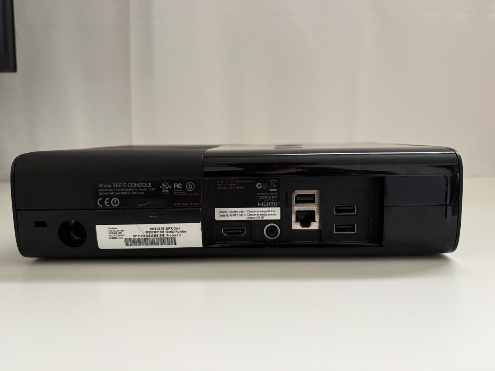 Microsoft Xbox 360 E 250GB w/ Controller, Kinect, and Power Brick