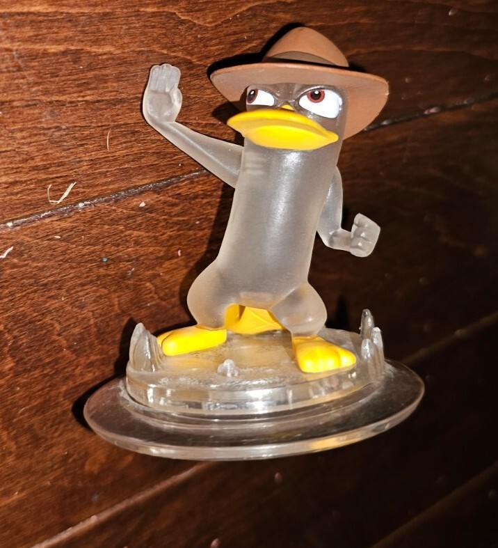 Disney Infinity 1.0 Phineas and Ferb Agent P Perry Crystal & Regular Bonus Discs