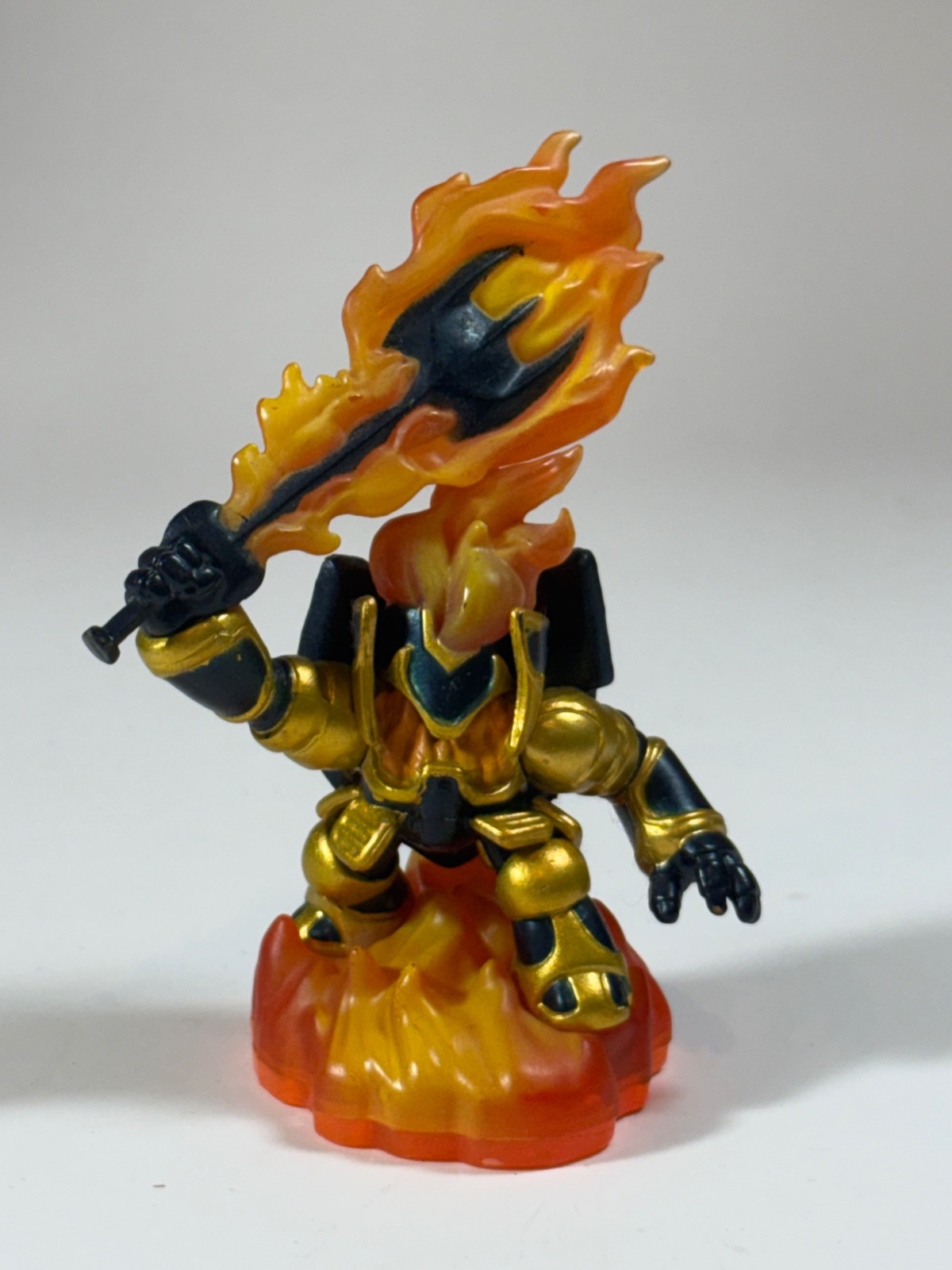 Activision Skylanders Giants Lot of Limited Edition Figures – Legendary & Punch