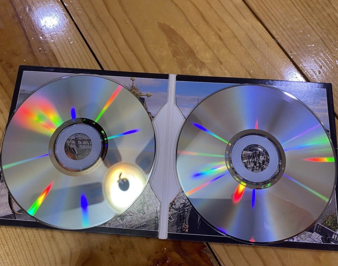 Lineage II – The Chaotic Chronicle for PC CD ROM 2 Disk Set ncsoft