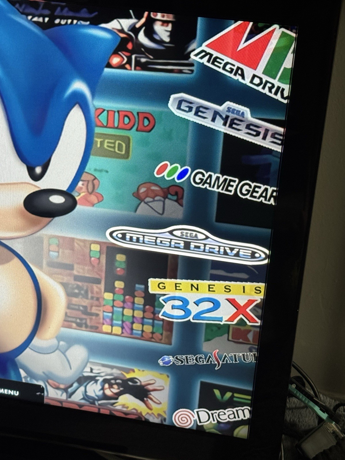 Game Console 128 GB With 50 000 Games AND 2 Controllers