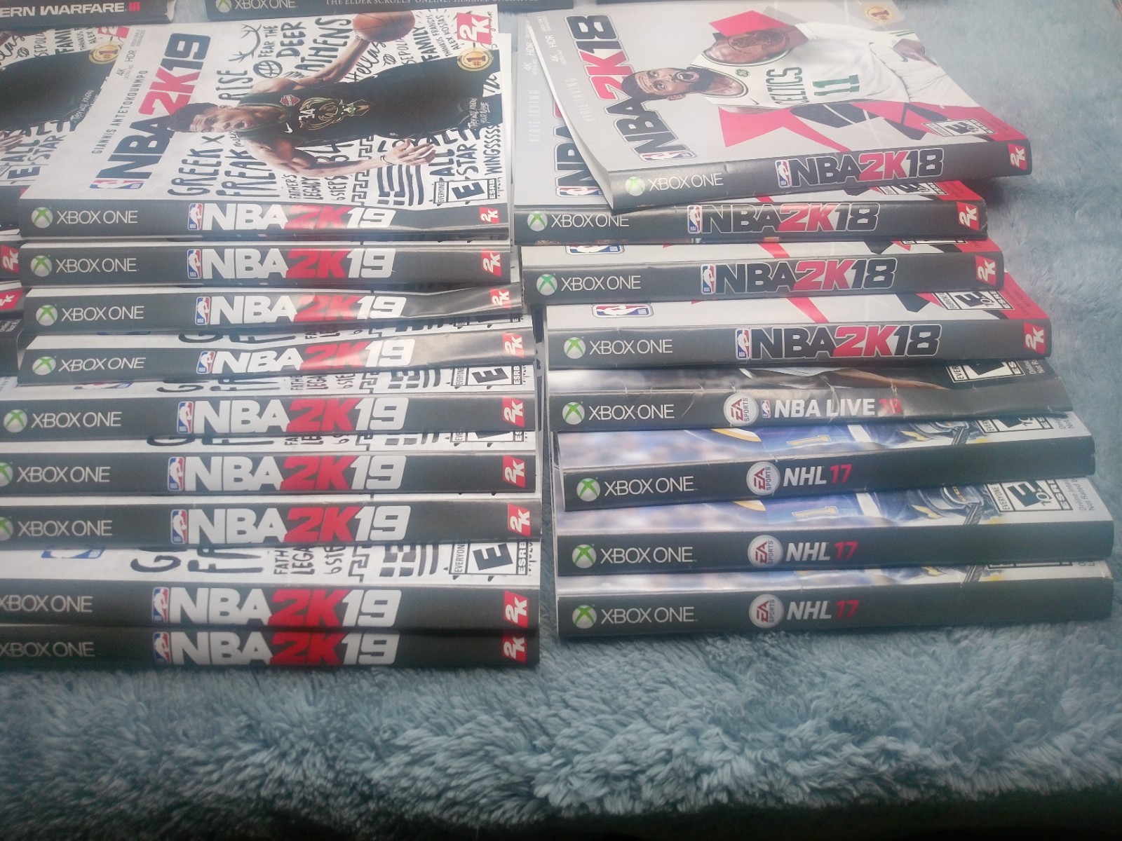 Lot of 95 Xbox one (77 arts) and PS4 (18 arts) Cover Art Inserts -Free Shipping!