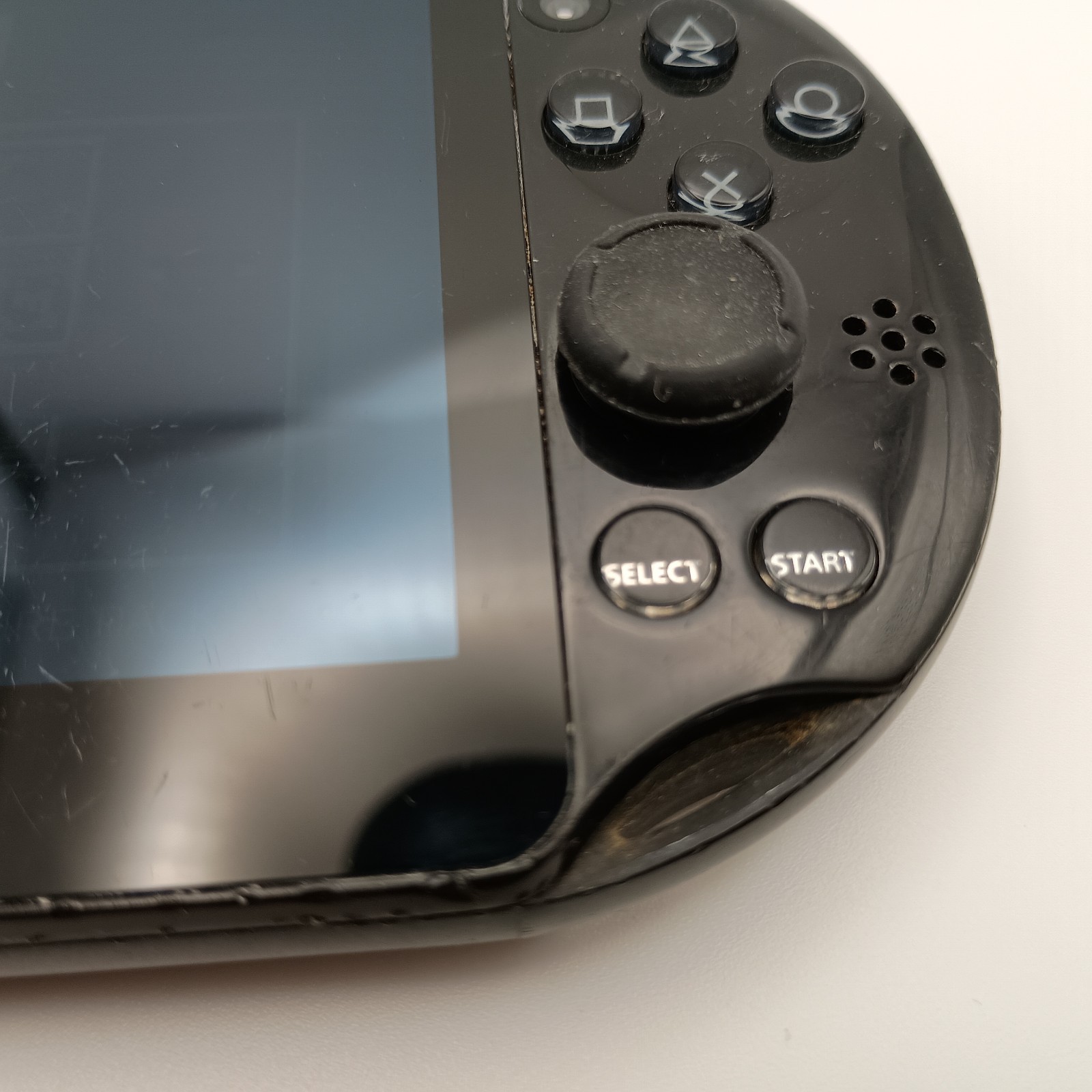 Sony PS Vita Black PCH-2000 Tested Working + Original 16GB Memory Card Minecraft