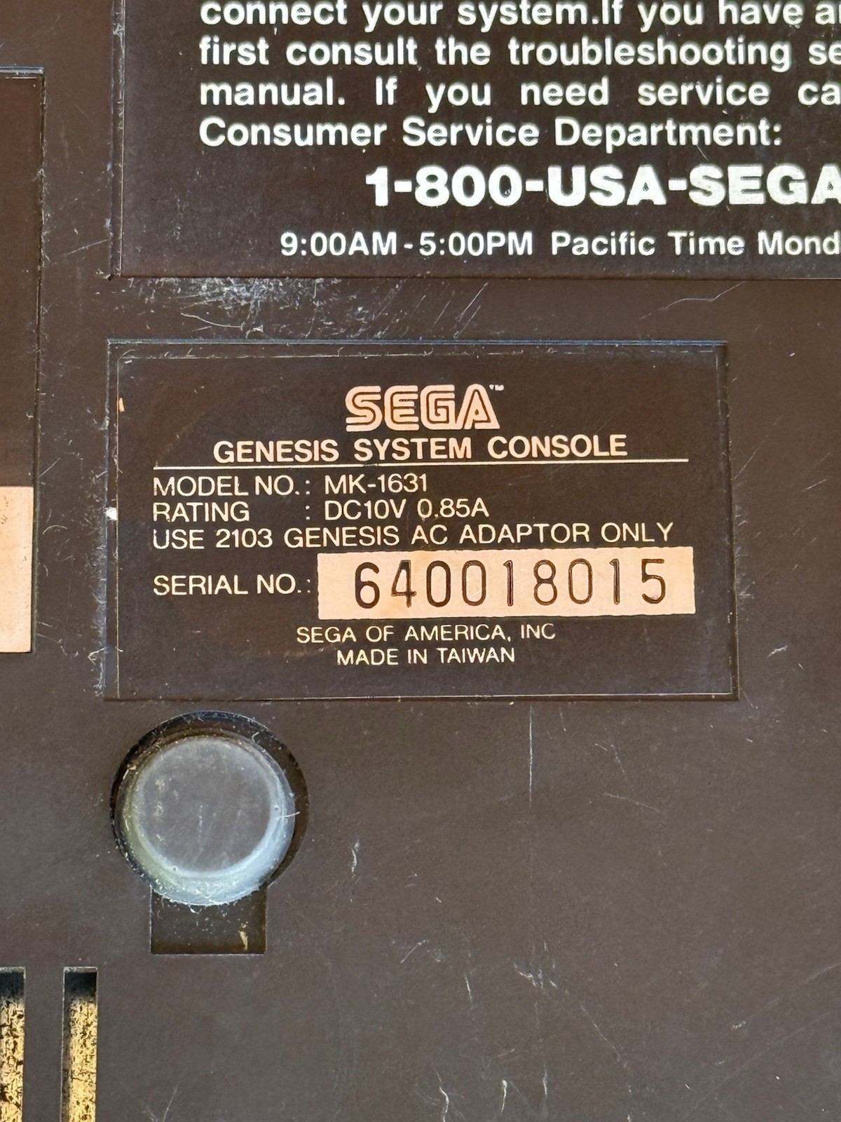 SEGA Genesis Console Lot (2) Model 2 MK-1631 For Parts Or Repair Both Power On