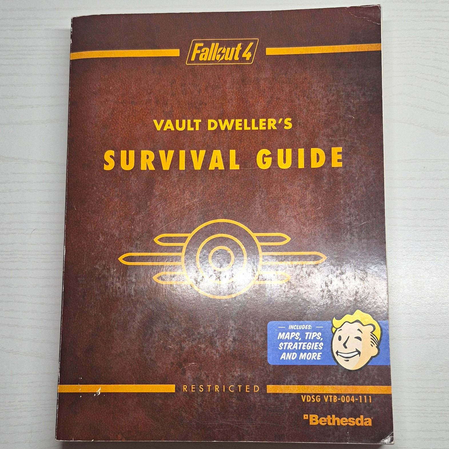 Bethesda Fallout 4 Vault Dweller’s Survival Guide (Restricted) Strategy Guide