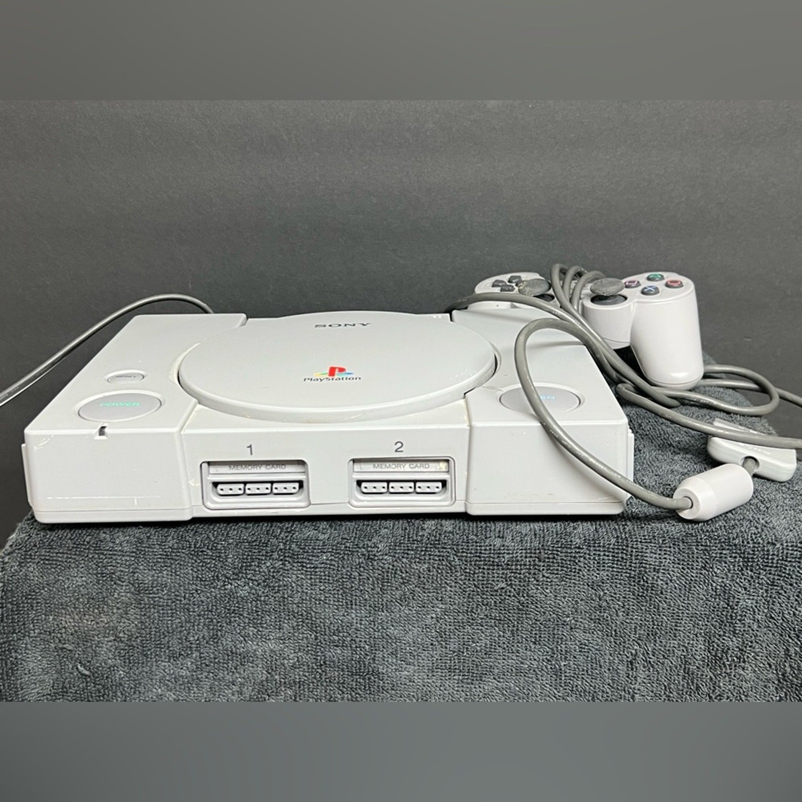 Sony PlayStation 1 SCPH-7501 Console Game System PS1 Wired Controller Bundle