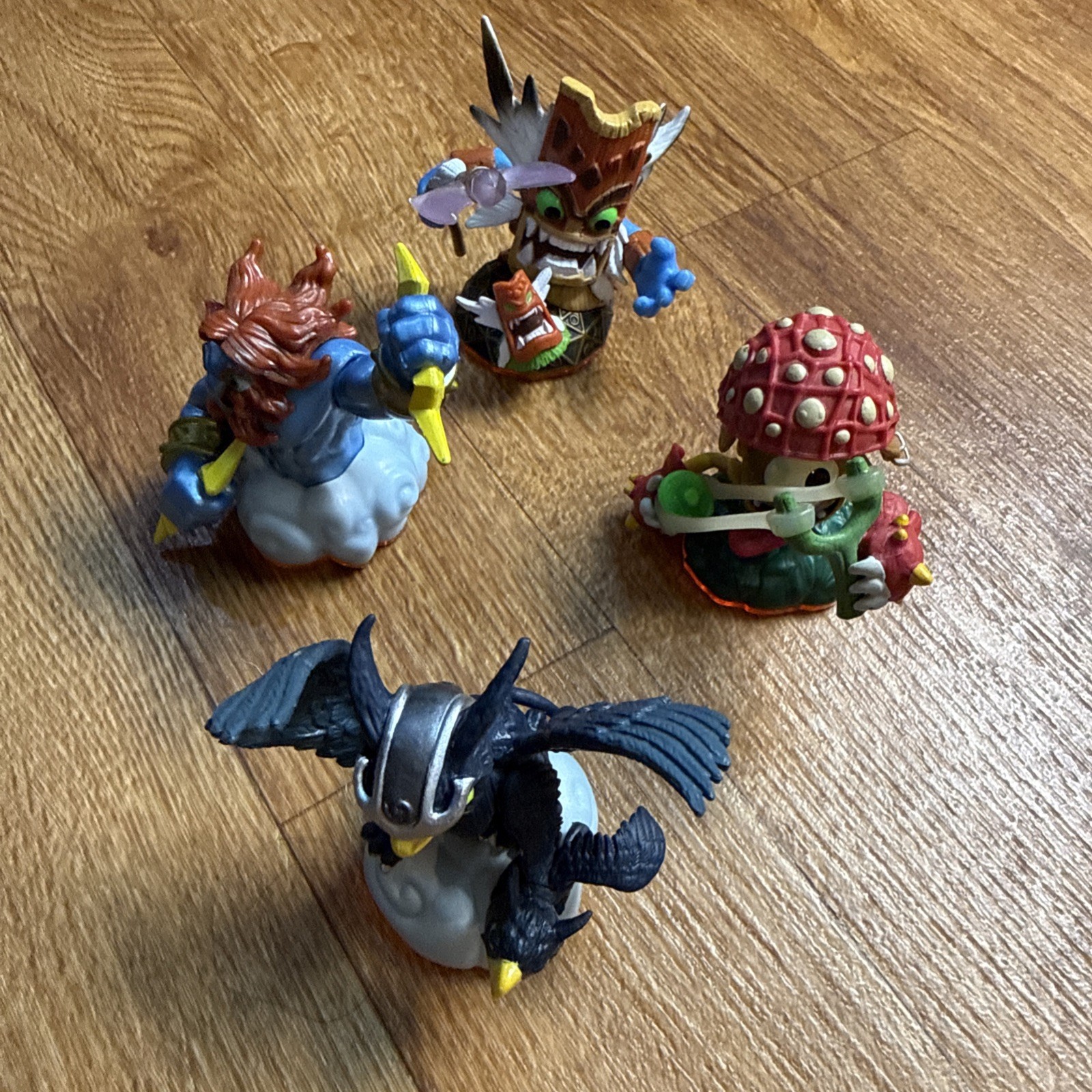 Activision Skylanders Giants Wii U Video Game & 14 Figures Bundle & Portal