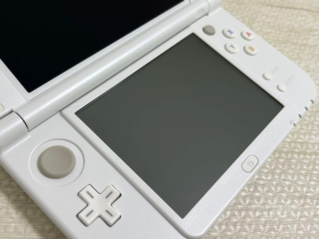 New Nintendo 3DS XL LL Pearl White Console from japan USED