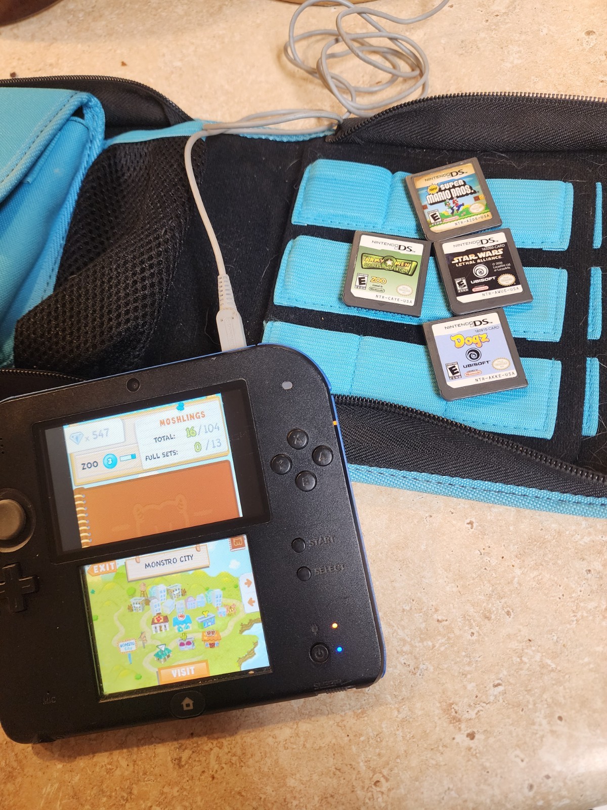 Nintendo 2DS Black/Blue Console Bundle W/ Case Charger & (5) Games *Tested