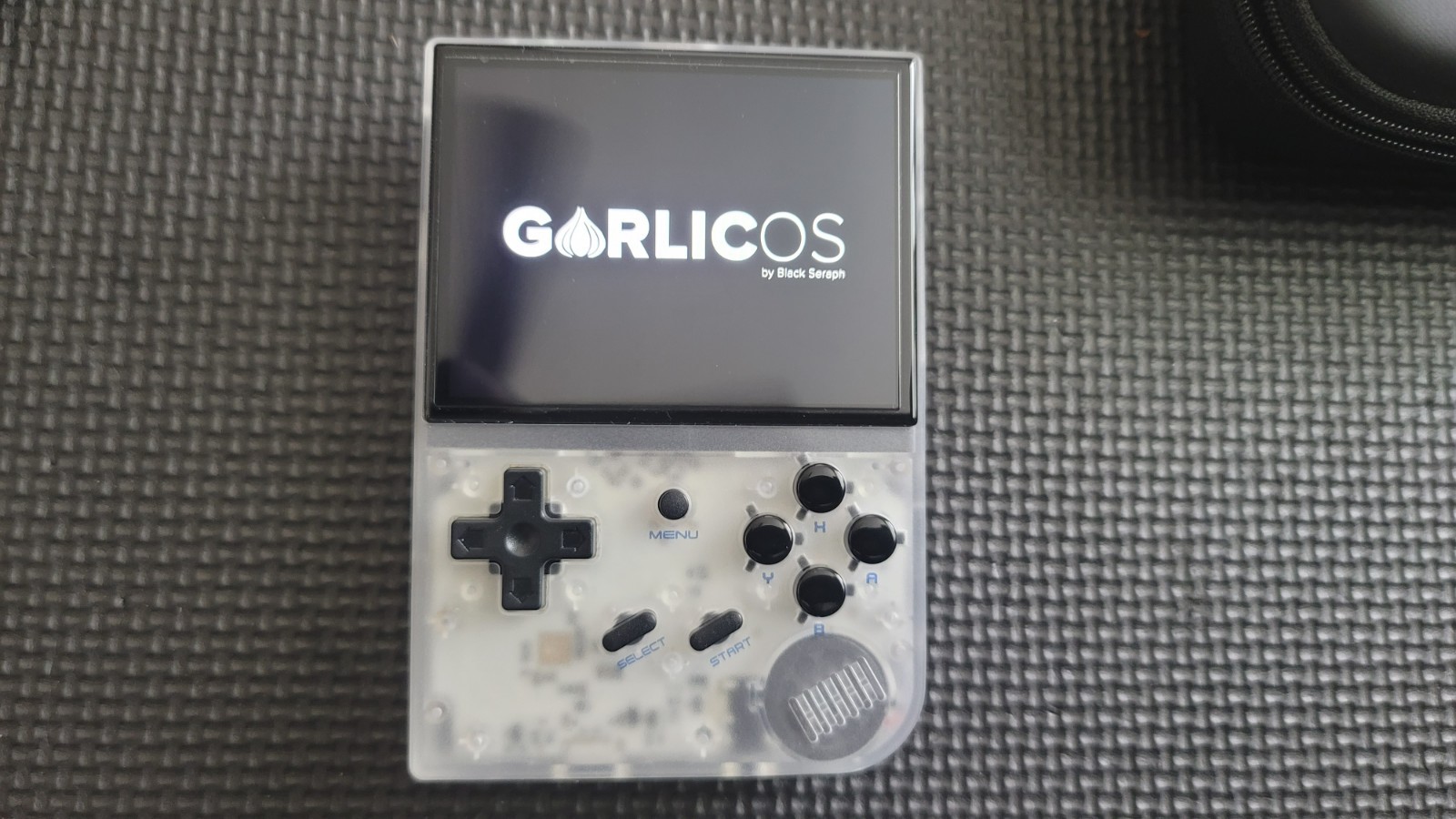 ANBERNIC RG35XX (CLEAR) 16GB GAME CARD (FREE BRICK) FRE CASE (GXRG)
