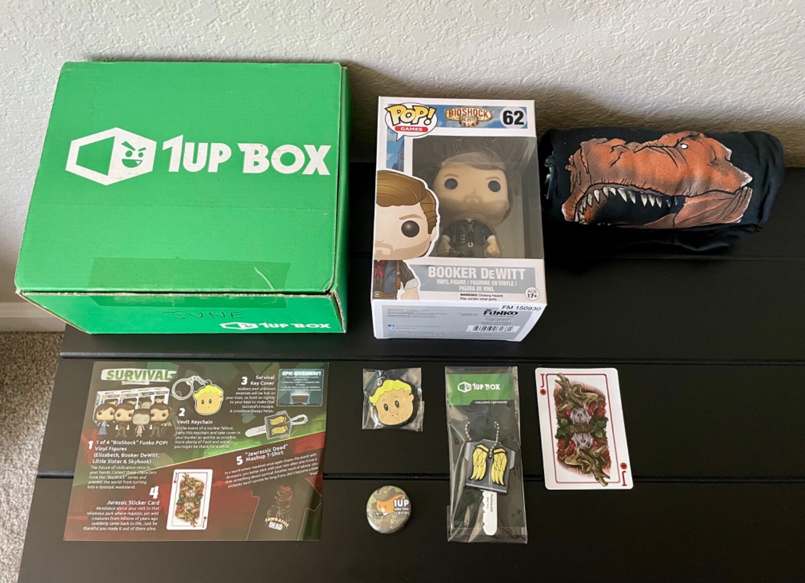 1UP Loot Subscription Box (June 2016) Tshirt, Fallout The Walking Dead, Bioshock