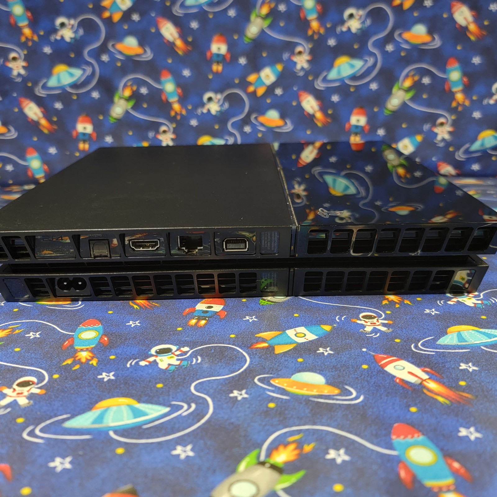 Sony Playstation 4 500GB Black Console PS4 W/ Controller & Cords Tested Working!