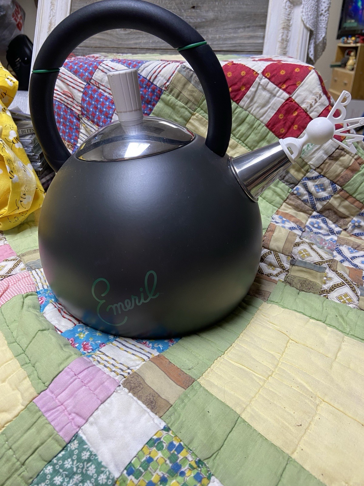 Emeril Lagasse 2.5 Quart Whistling Tea Kettle “BAM” Stainless Steel Made Italy