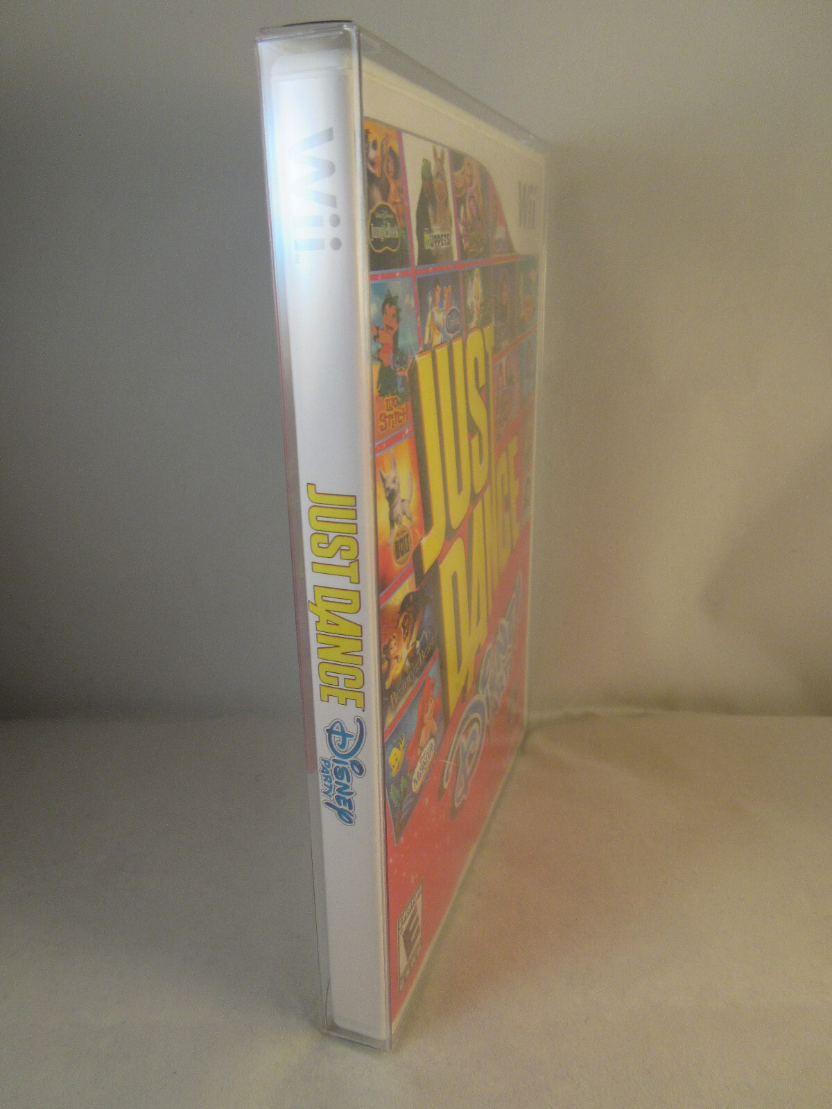 Just Dance Disney Party (Nintendo Wii) Complete CIB w/ Manual and Protector