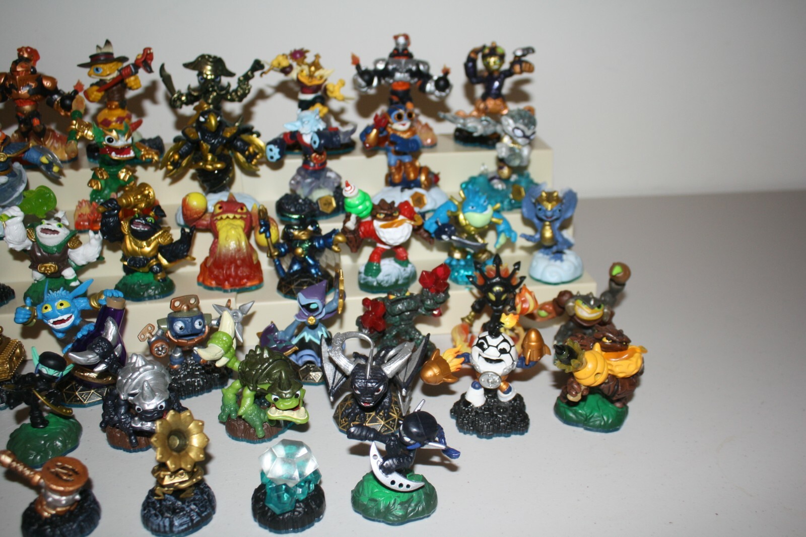 Skylanders Swap Force Figures Buy 4 Get 1 Free Finish Your Set Free Shipping