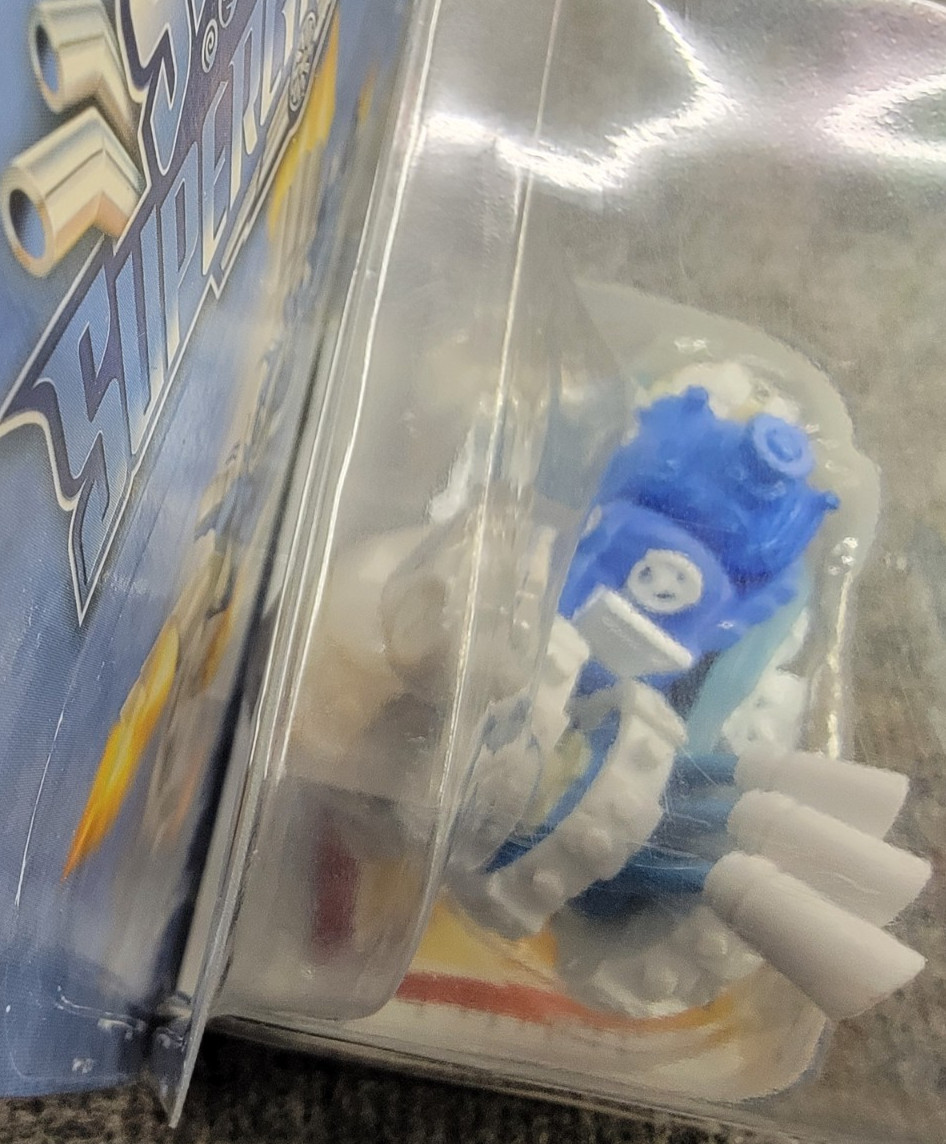 Activision Skylanders Superchargers Power Blue Gold Rusher Vehicle