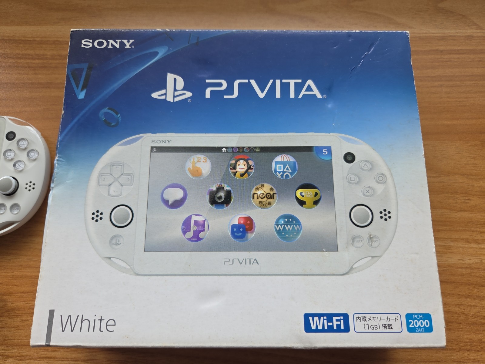 Sony PS Vita PCH-2000ZA22 1GB Handheld Console – Pearl White CIB US SELLER