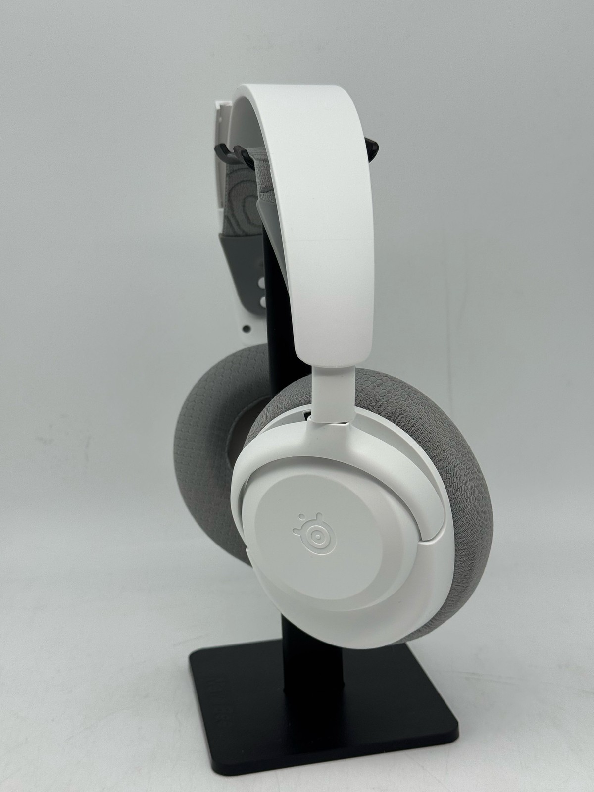 (BROKEN) SteelSeries Arctis Nova 3X Wireless Gaming Headset 40HR 2.4GHz/BT