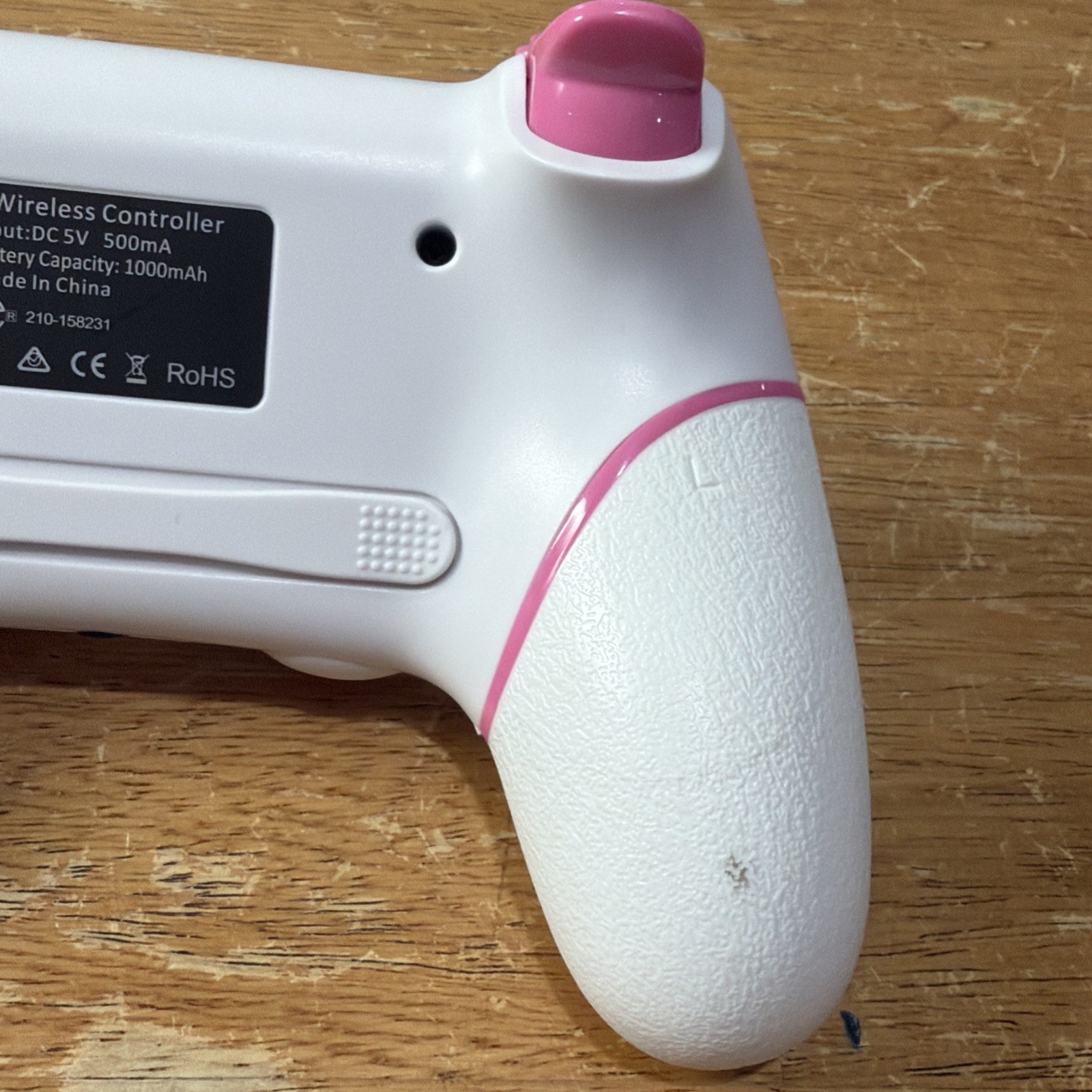 PS 4 charging dock dc 5V 2A with 2 controllers Pink And White