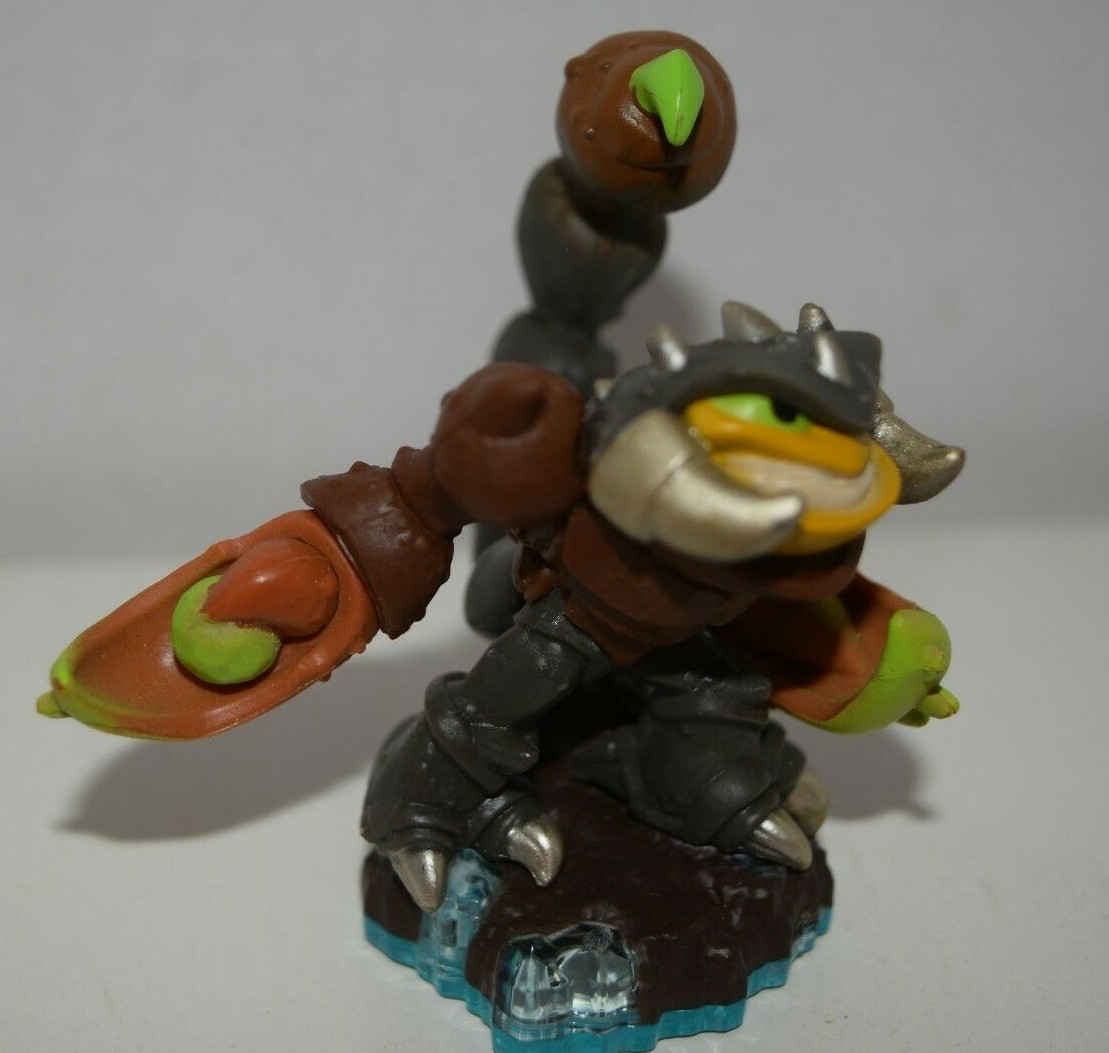 SKYLANDERS CHARACTERS – SCORP