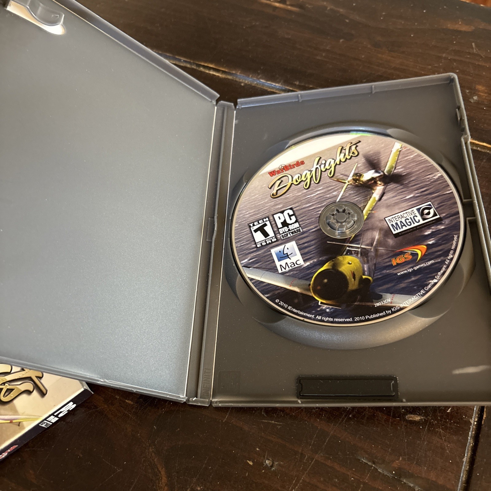 WarBirds: Dogfights (Windows/Mac, 2010) Manual/ Booklet Missing