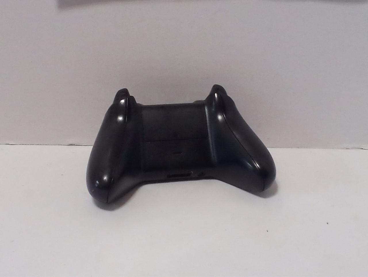 Genuine Microsoft Xbox ONE Wireless Controller Black Headphone Jack- Tested