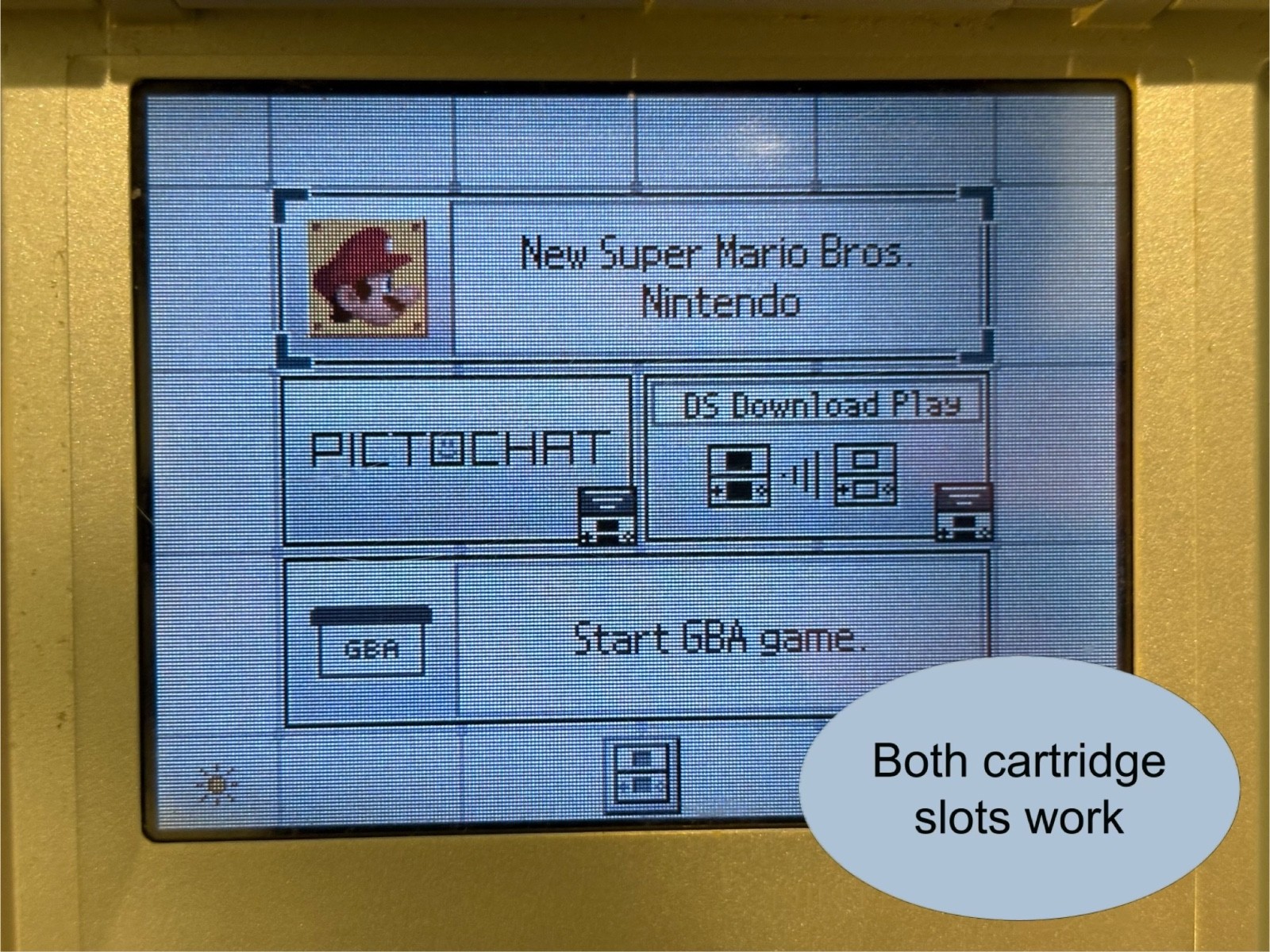 Nintendo DS Silver Handheld System – Good Condition! – TESTED AND WORKING (10D)