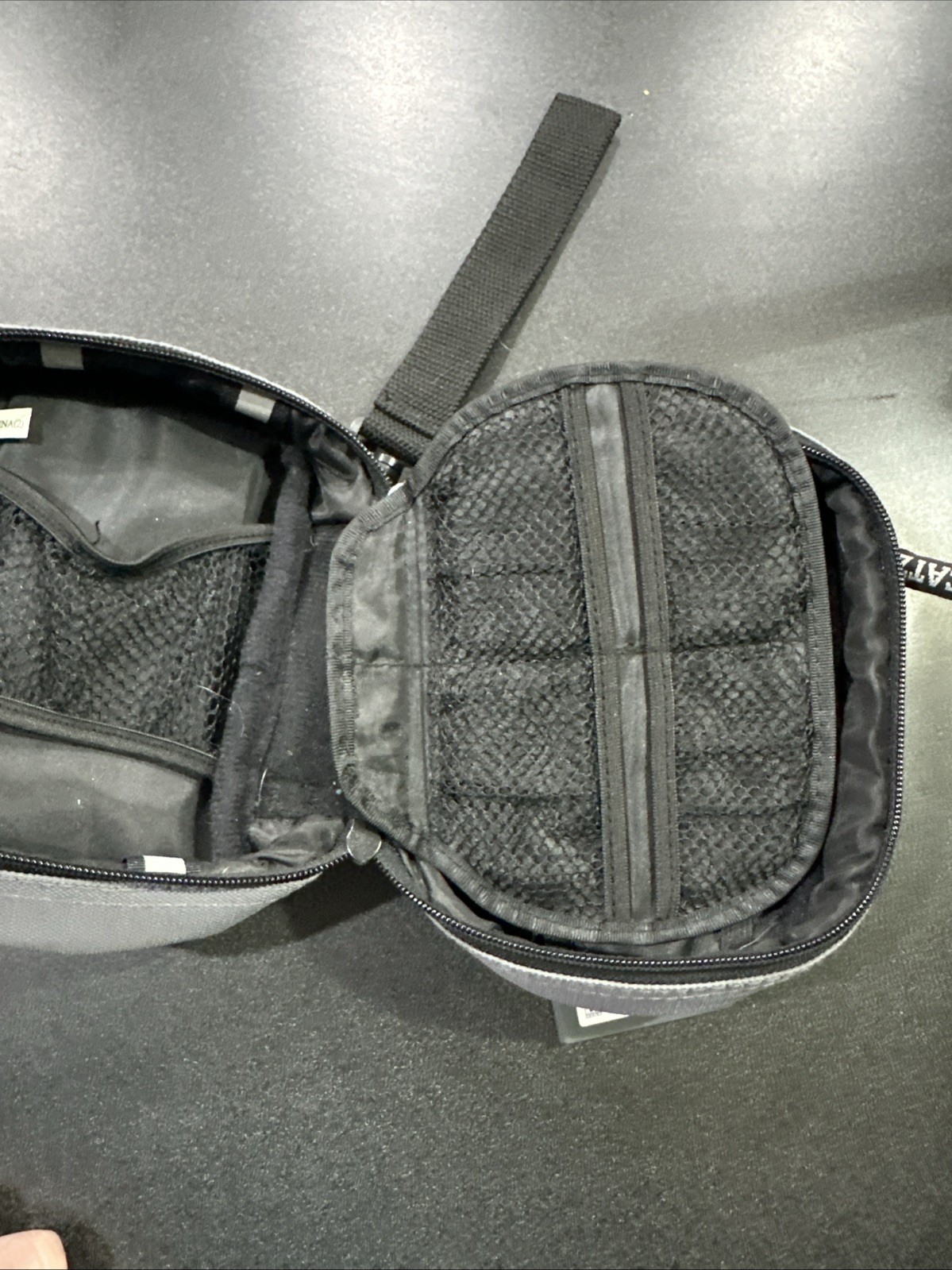 Vintage Mad Catz Carrying Case for Nintendo Gameboy~Travel Bag W/game