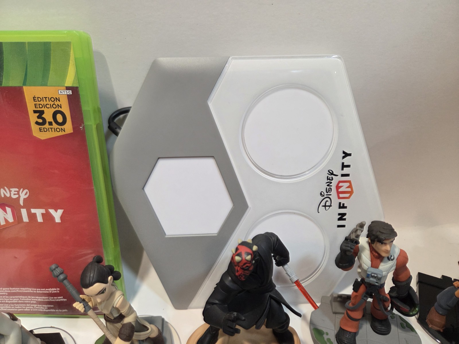 Disney Infinity 3.0 -Xbox 360 Star Wars – Figures, Cards, Portal. See all pics.