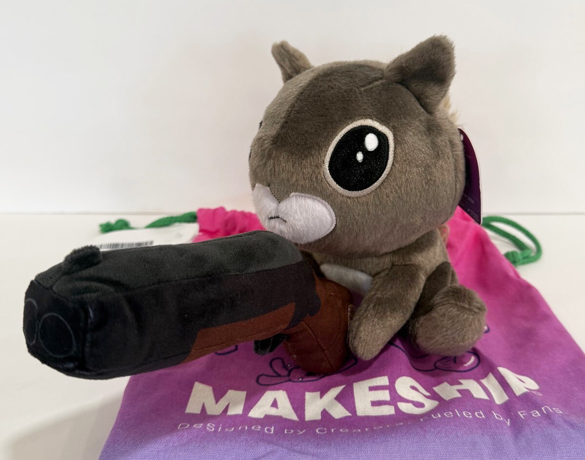 RARE Makeship SQUIRREL WITH A SHOTGUN Gun Video Game Limited Plush Only 523 Made