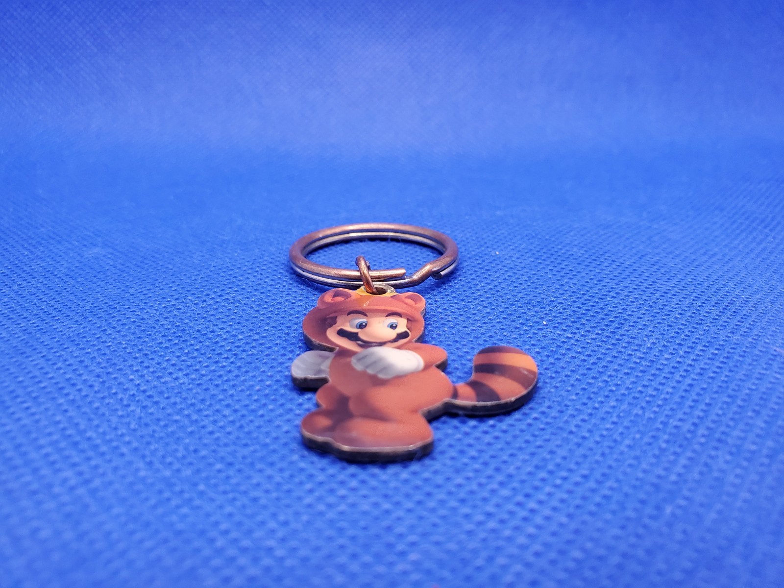 Super Mario 3D Land Tanooki Mario Rare Promo Keychain Keyring Nintendo 2011.