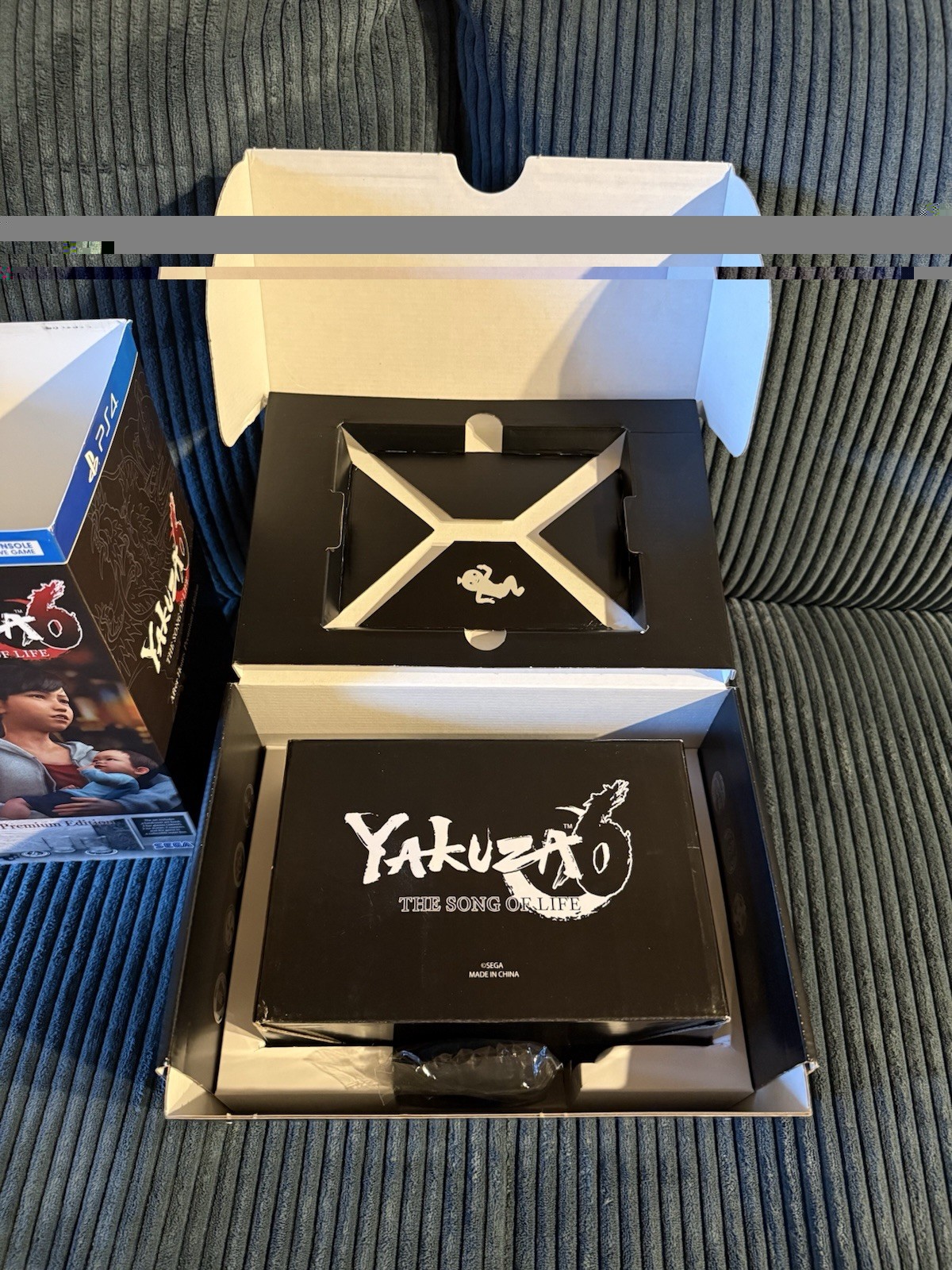 Yakuza 6 The Song of Life After Hours Premium Edition PS4 OPEN MISSING ITEMS