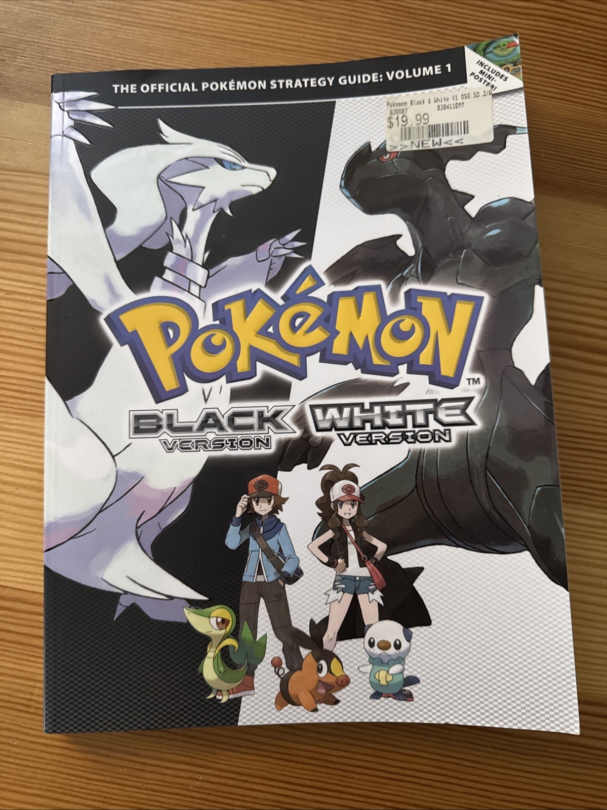 Pokémon Black and white official strategy guide vol 1 *No poster